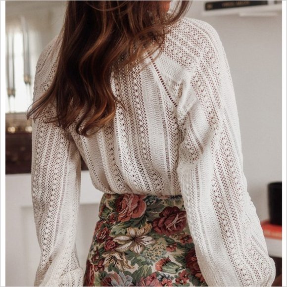 New Bohemian White Lace Long Sleeve V-Neck Button Front Blouse Top - Picture 4 of 11
